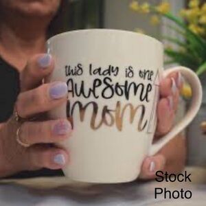 CASA SIGNATURE AWESOME MOM  White Gold Large Oversized Mug Coffee Tea Cocoa #334